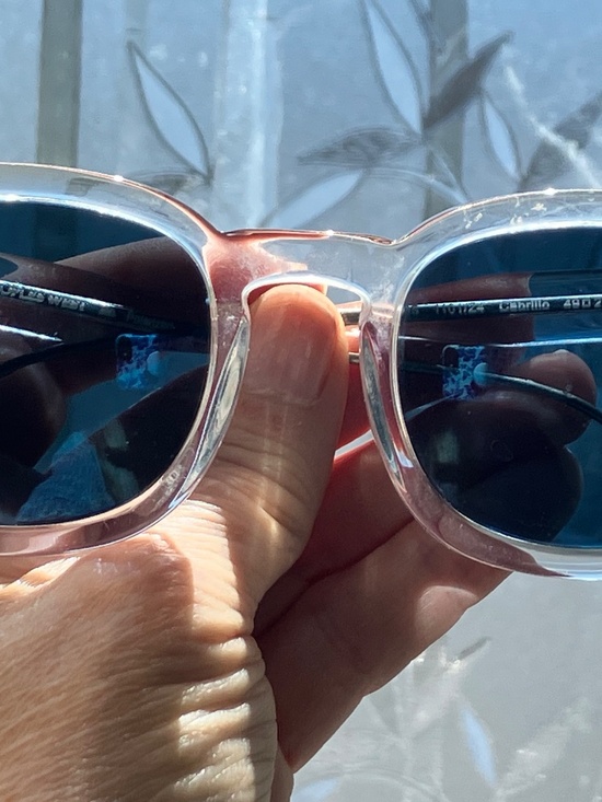 OLIVER PEOPLES CABRILLO SUNGLASSES CLEAR W/BLUE POLARIZED LENSES. EXC. CONDITION main image 10